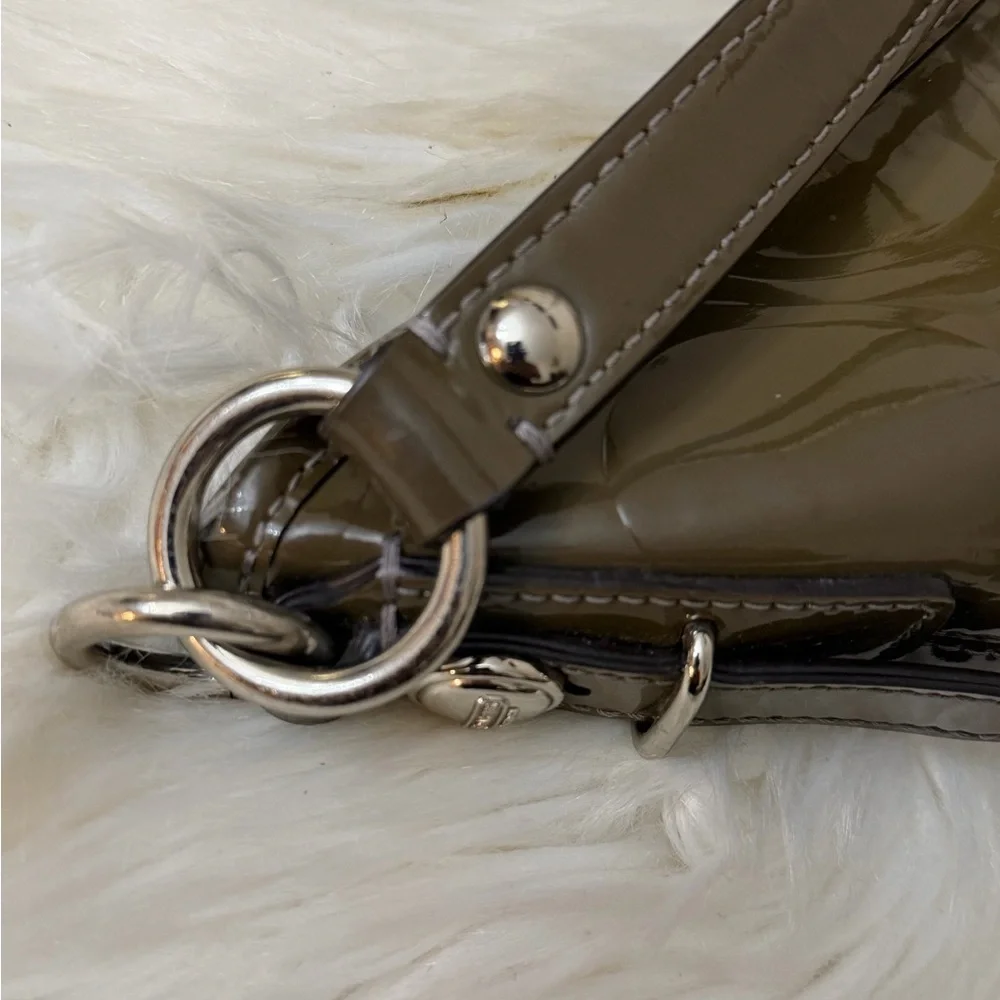 Coach Glossy Olive Shoulder Bag#F16172